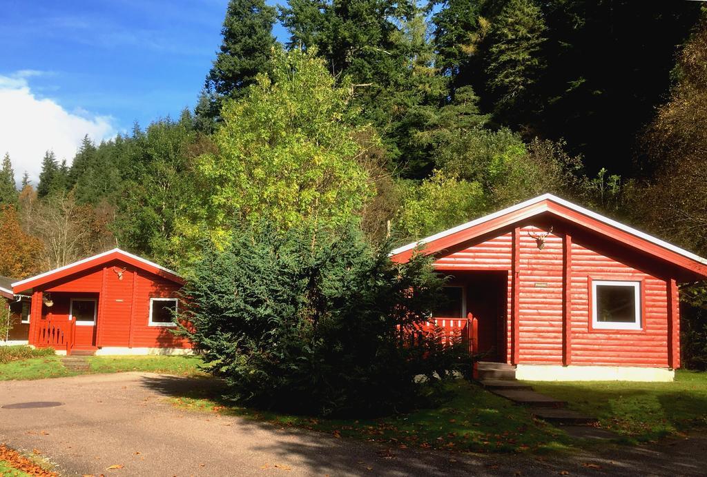 Pucks Glen Lodges, Rashfield, By Данун Экстерьер фото